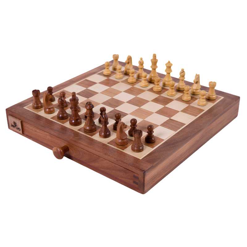 wooden chess board with wooden chess pieces and draw