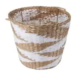 Dice Basket With A White And Brown Pattern